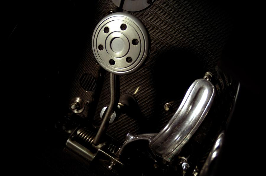 Моторный отсек Pagani Zonda R 2009 года  (фото 21 из 73)